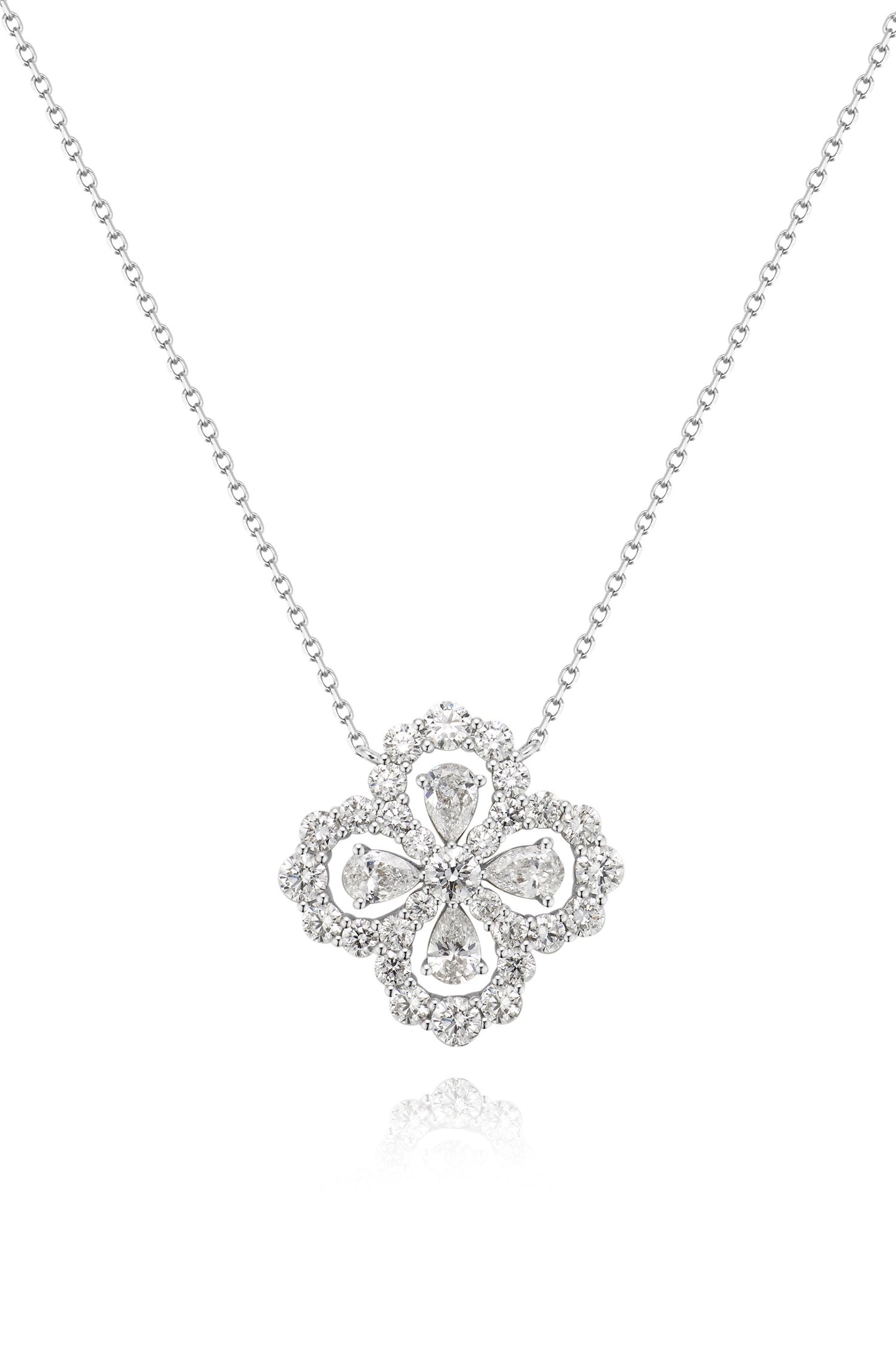 18K collar de diamante estilo trébol de cuatro hojas color oro blanco, con 4 diamantes talla pera de 0.38 quilates y 29 diamantes cultivados