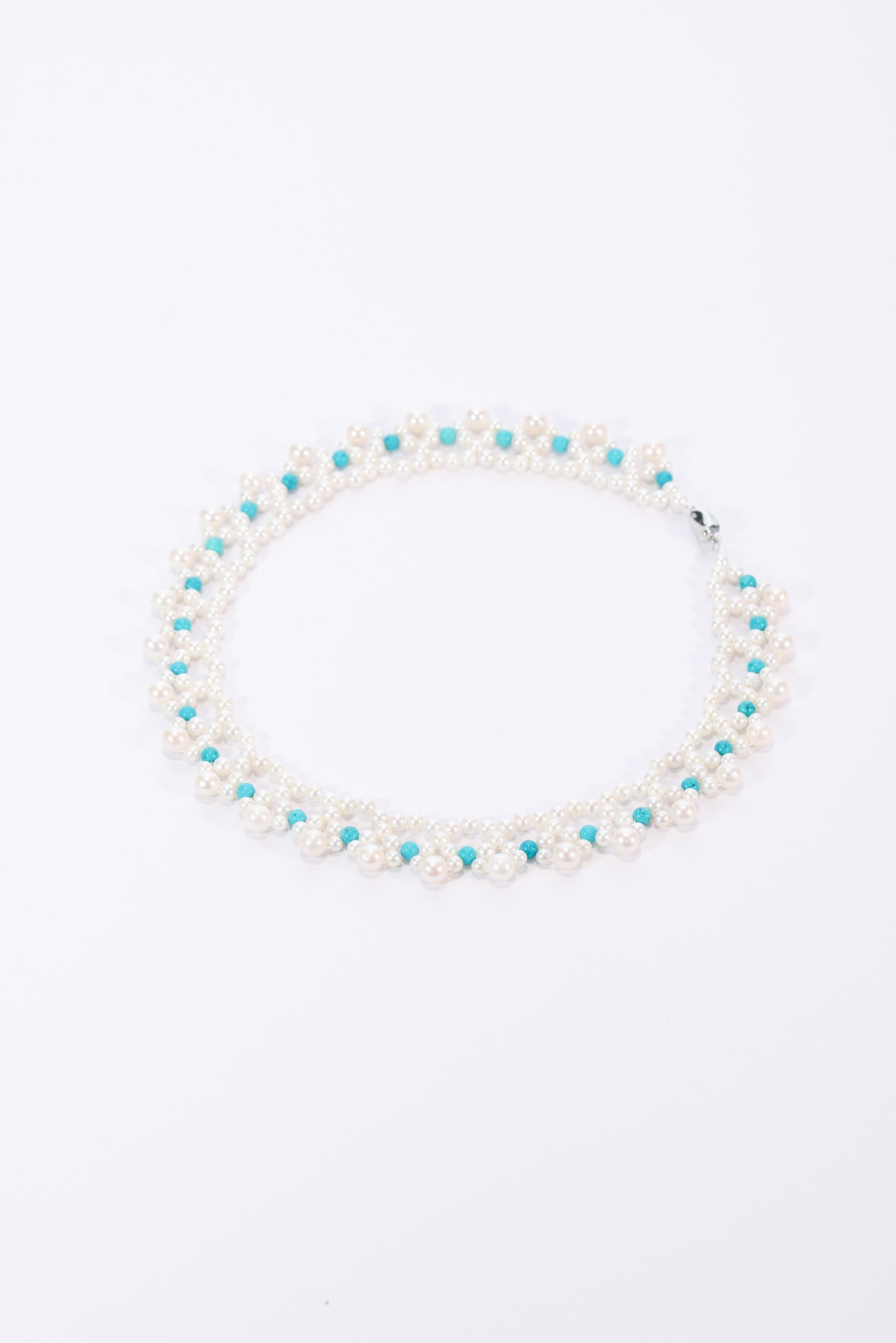 S925 collar multicapa tejido a mano en plata, con perla de agua dulce de 4,5 mm incrustada