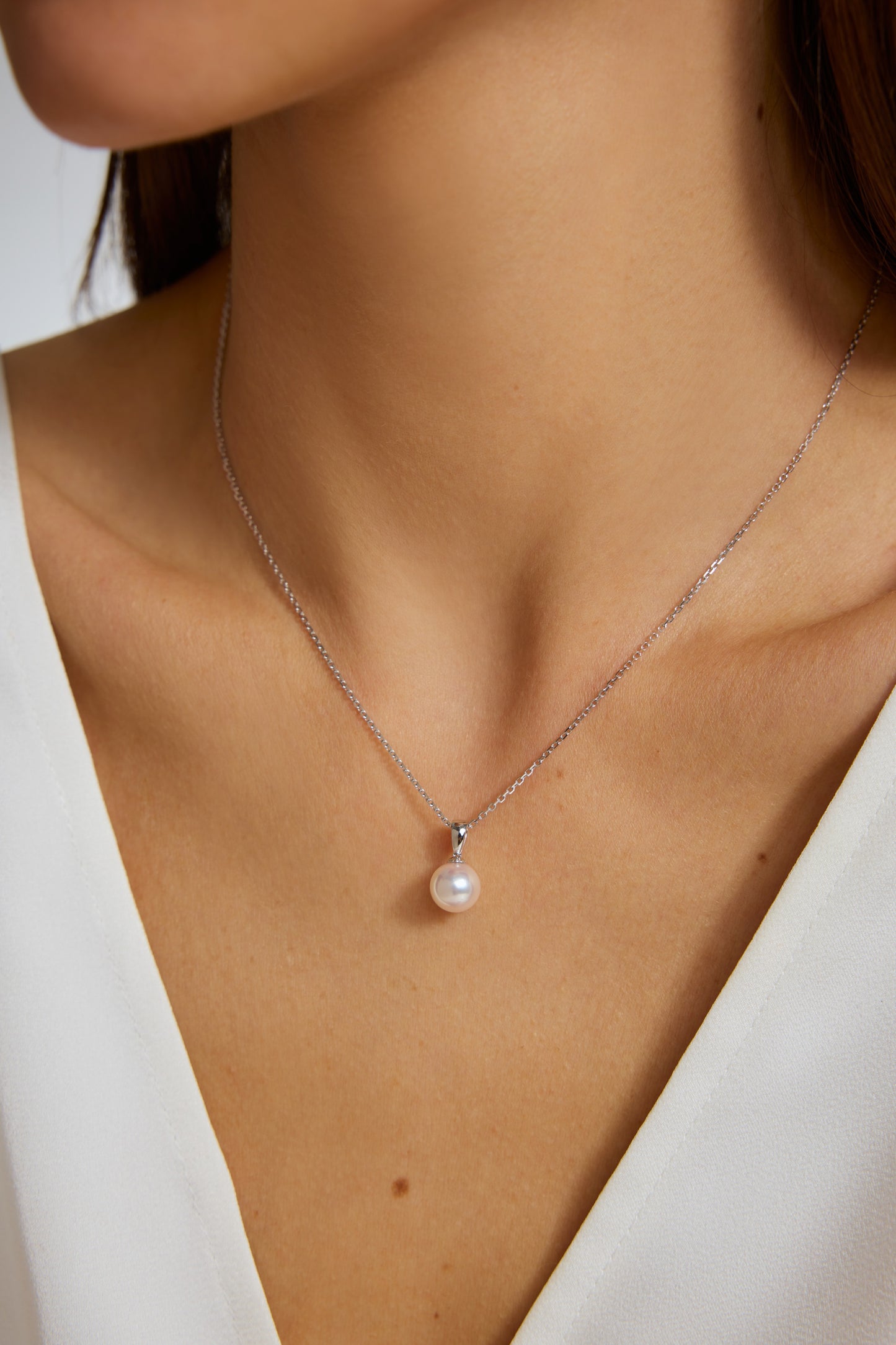 9K colgante de oro blanco, con perla Akoya de 4 mm
