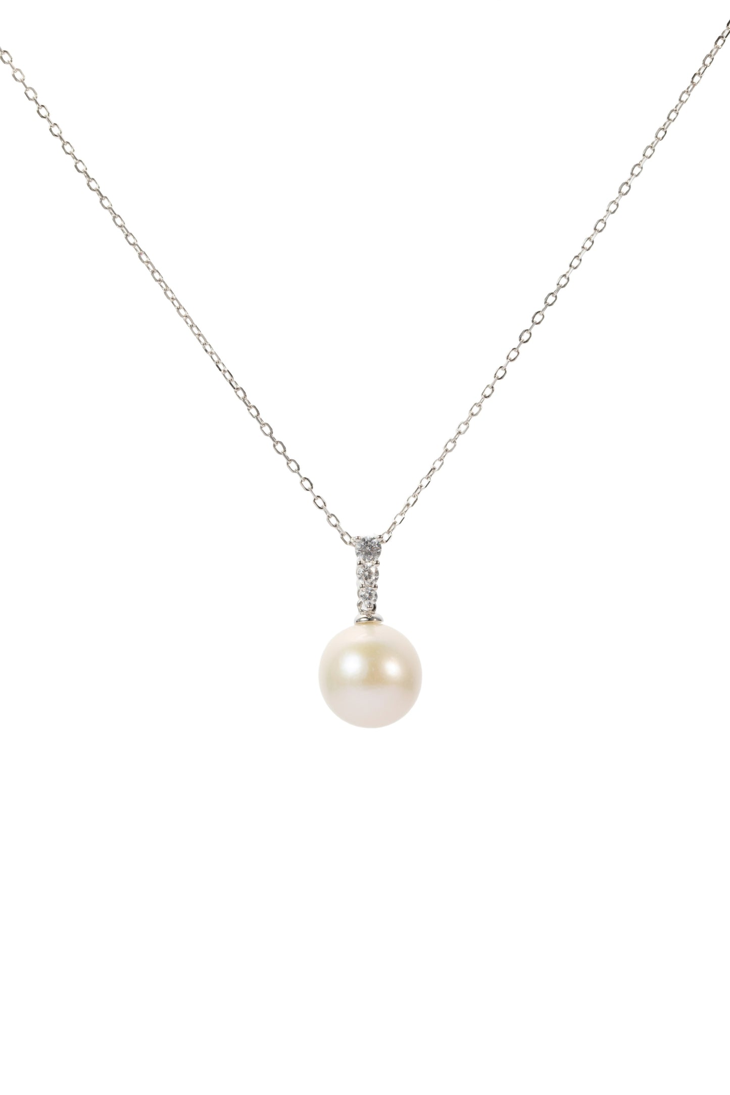 S925 conjunto collar estilo tres circonitas en plata, con 3 perlas blancas de agua dulce de 11 mm incrustadas