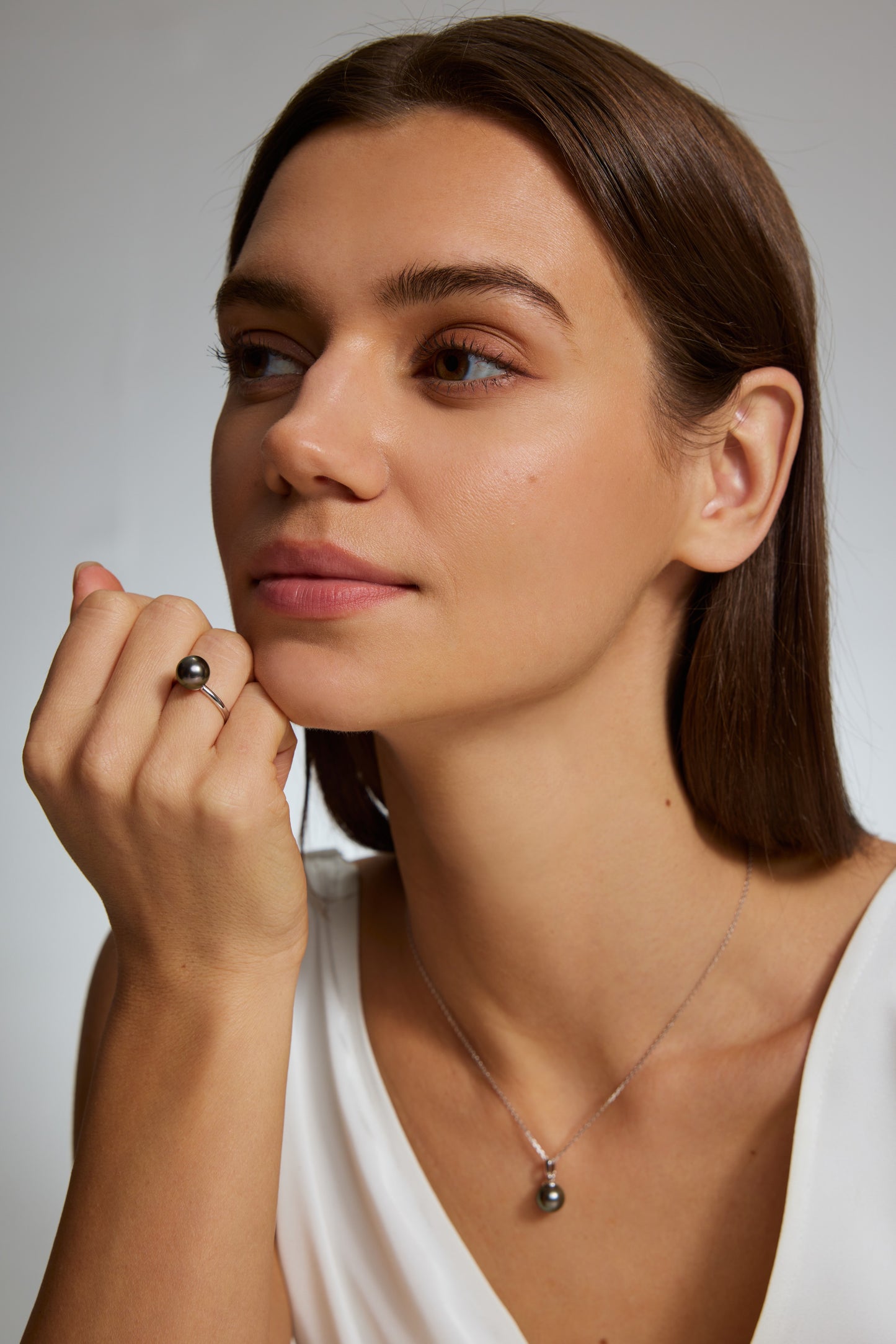 9K anillo de oro blanco, con perla de Tahití de 5,5 mm