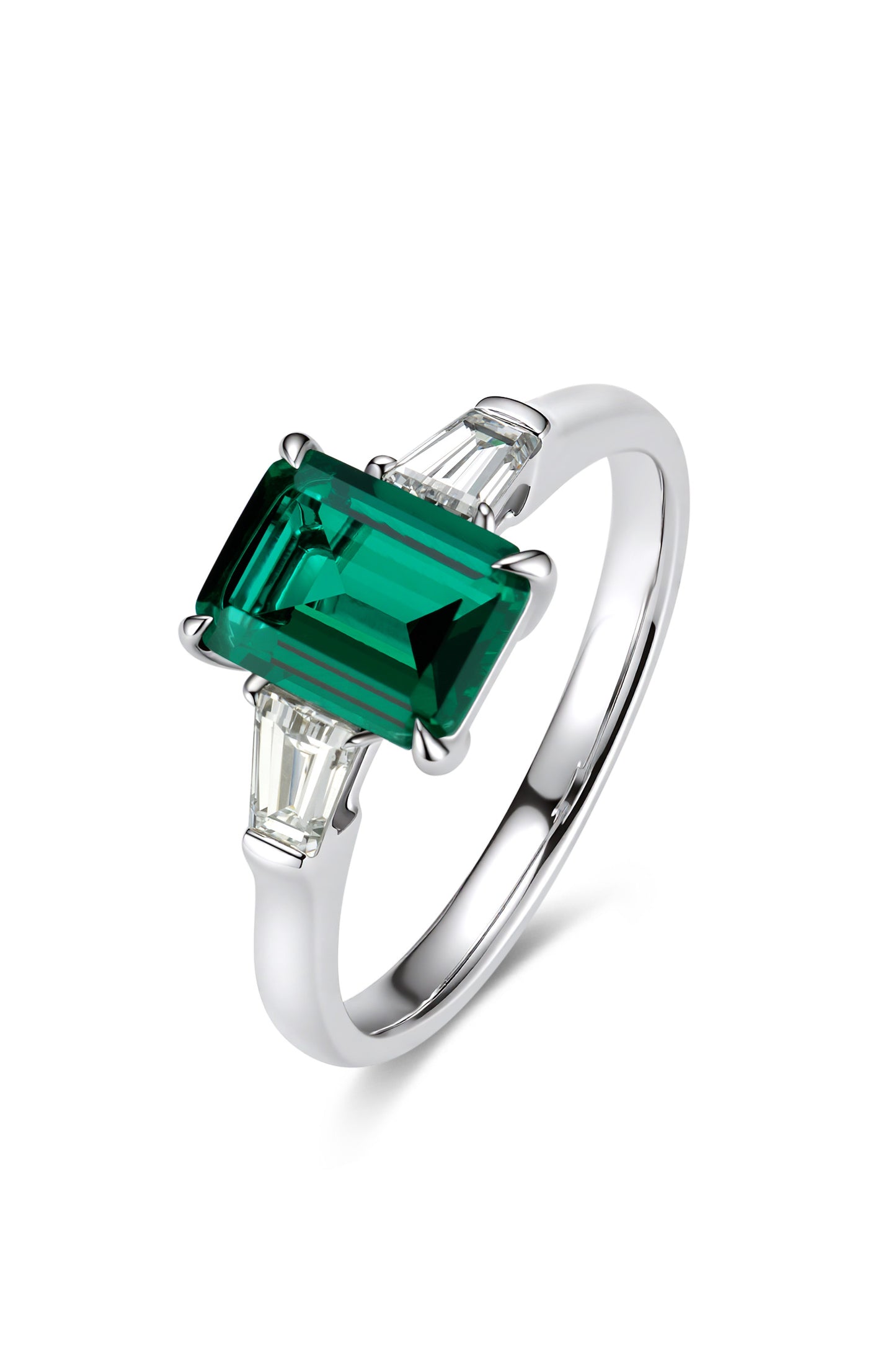 9K anillo color oro blanco, con 1 esmeralda cultivada y 2 diamantes cultivados