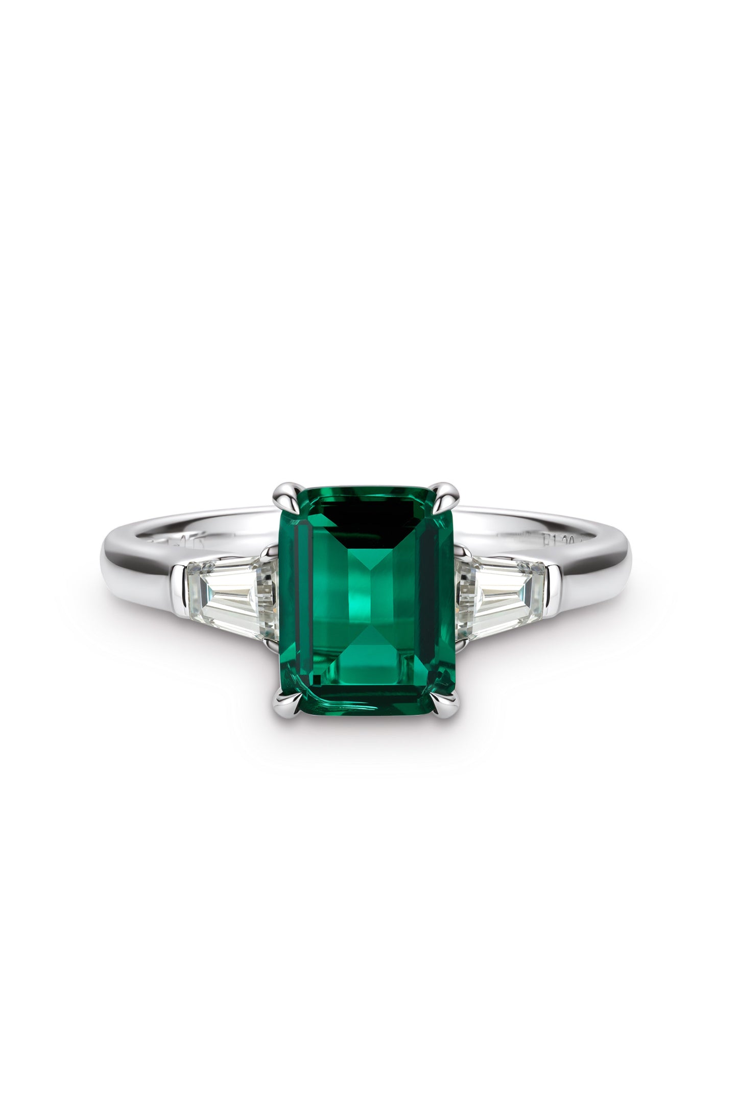 9K anillo color oro blanco, con 1 esmeralda cultivada y 2 diamantes cultivados