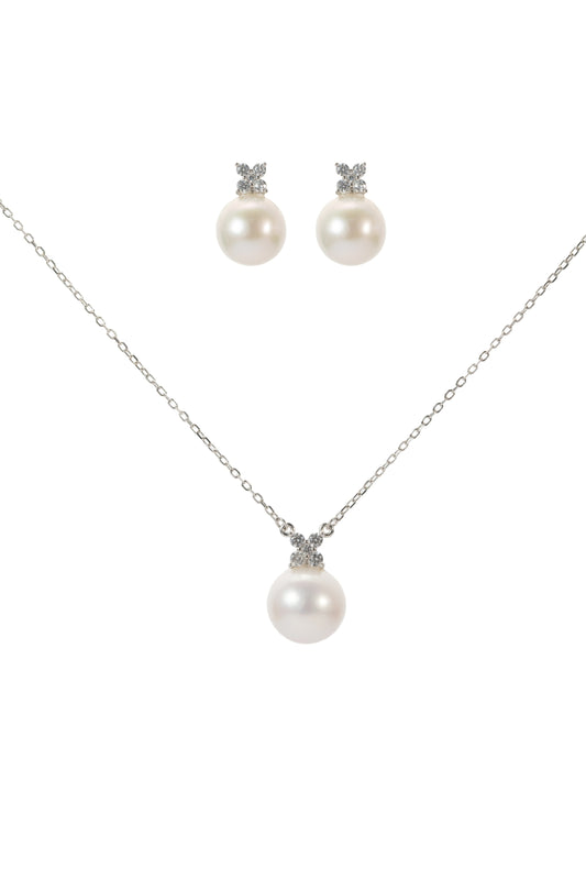 S925 conjunto collar estilo trébol de cuatro hojas en plata, con 3 perlas blancas de agua dulce de 10.5 mm incrustadas